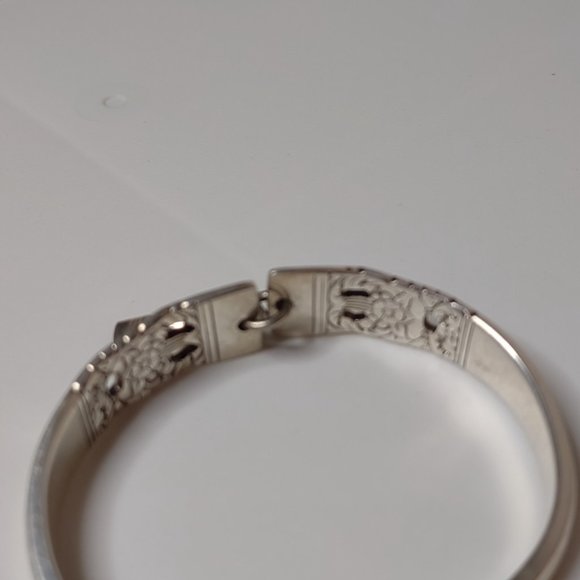 5 1/2 Inch Small Flatware Bracelet - Picture 6 of 10